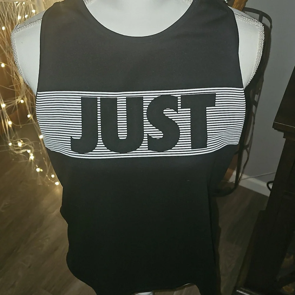 Nike Womens sz Large  Black Sleeveless Tank Top. Unique 